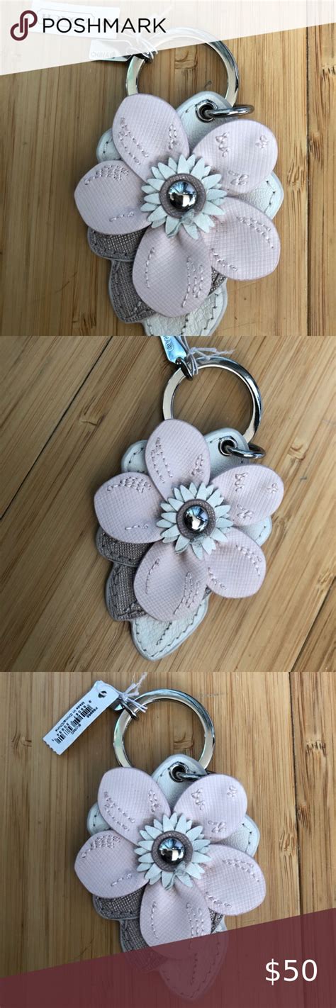 434 results for coach flowers keychain 